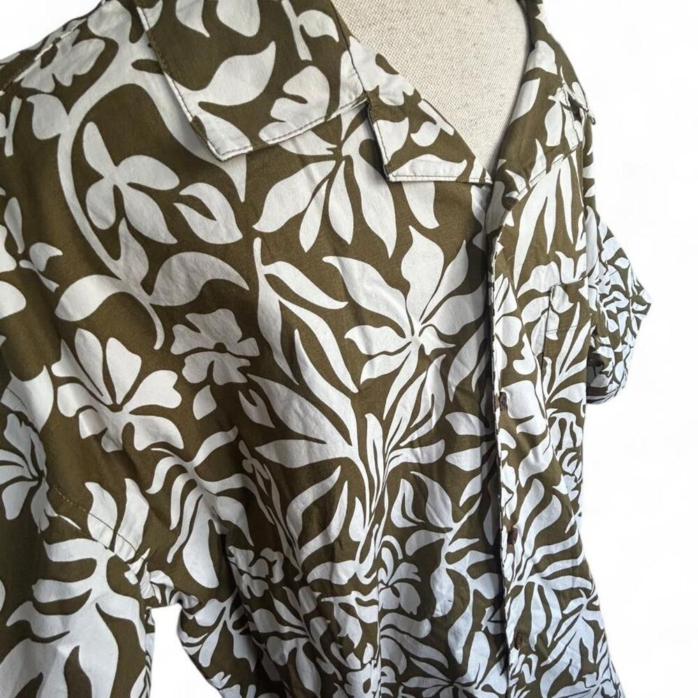 Houston White Men's Floral / Hawaiian Style Button Up Shirt